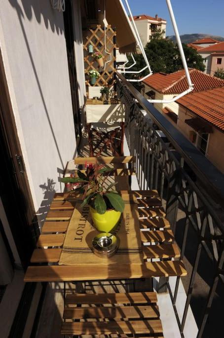Appartement Delphic Moments - Sunny App 3Br, 2Ba With View Extérieur photo
